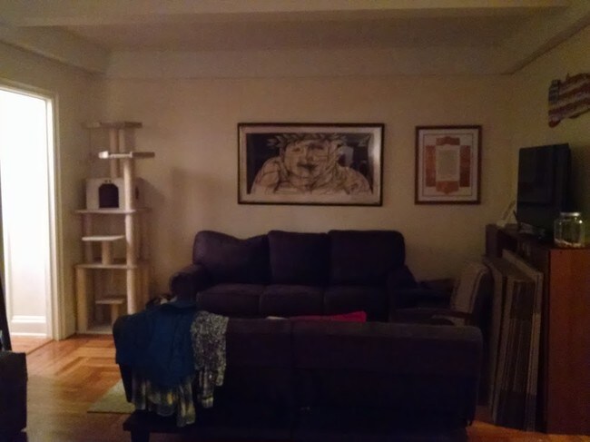 Building Photo - 311 E 72nd St