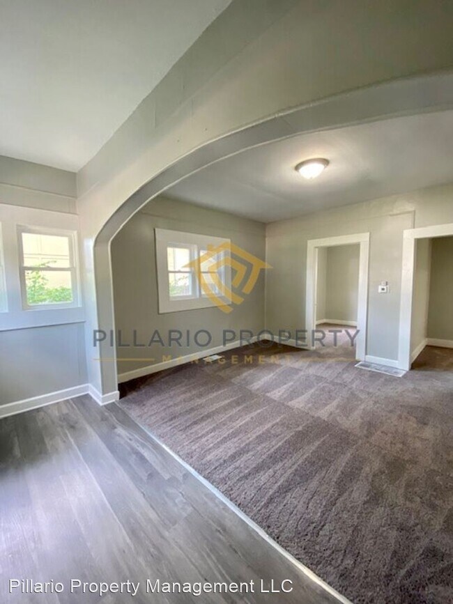 Foto del edificio - 2 br, 1 bath House - 411 W 41st St
