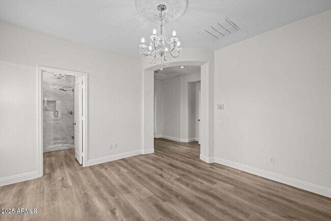 Foto del edificio - 7762 E Boston St