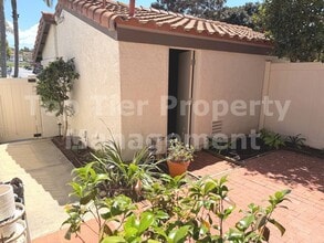 Building Photo - 6811 Alderwood Dr