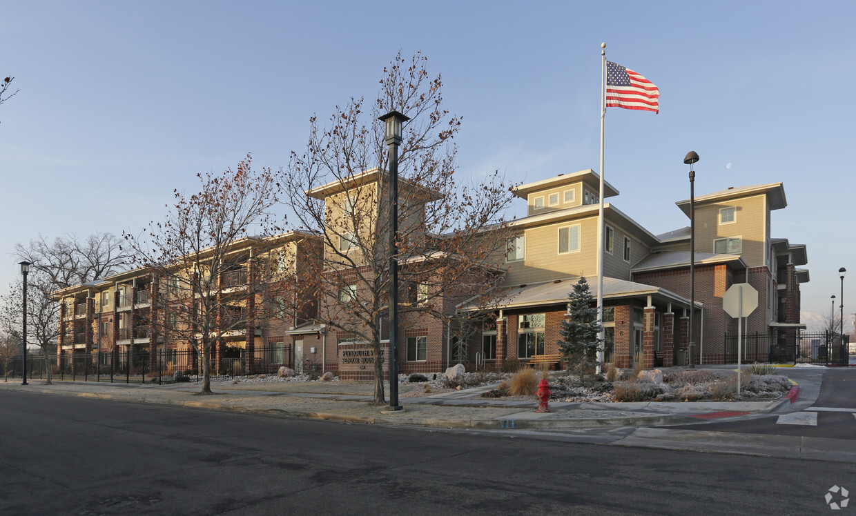 Foto principal - Plymouth View Senior Housing