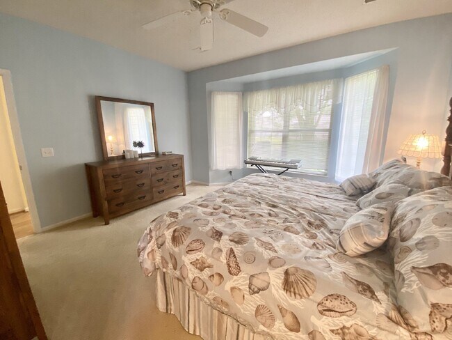 Building Photo - Lovely Furnished, Sun City of Hilton Head ...