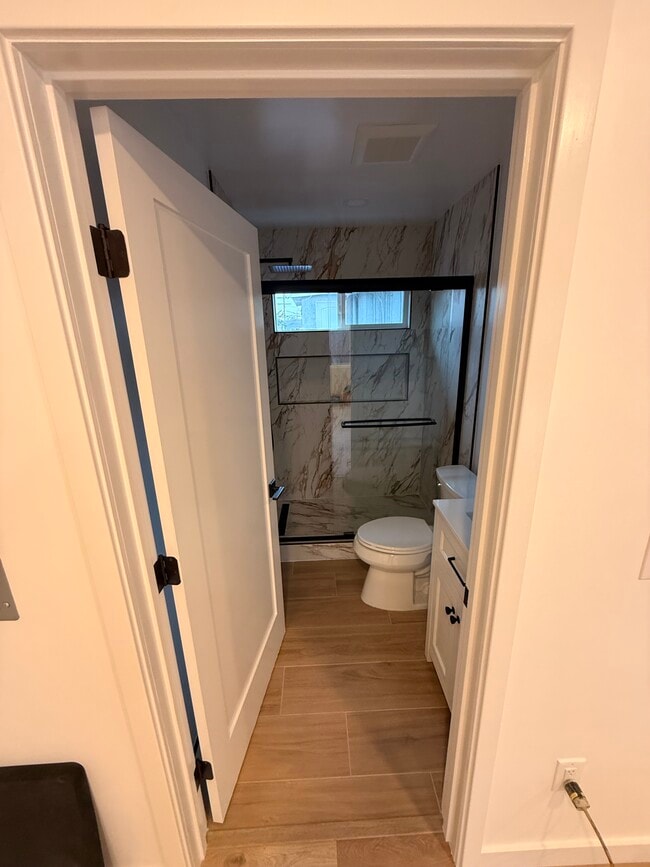 Foto del edificio - 8620 Beach St