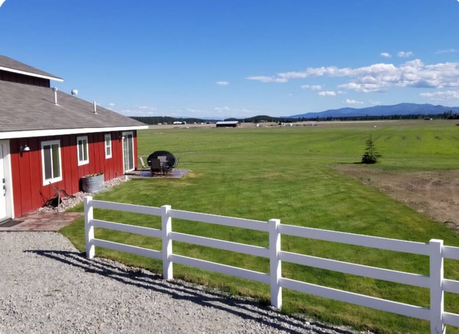 Building Photo - 1078 K M Ranch Rd