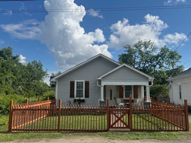 Building Photo - 113 Lucile St