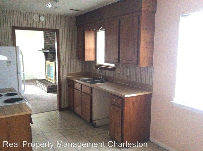 Foto del edificio - 2 br, 2 bath Apartment - 7746 McKnight Street