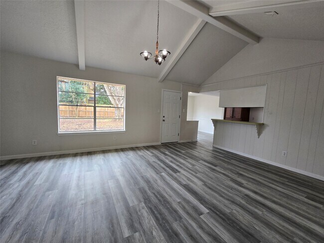 Foto del edificio - 4019 Lemon Tree Ln