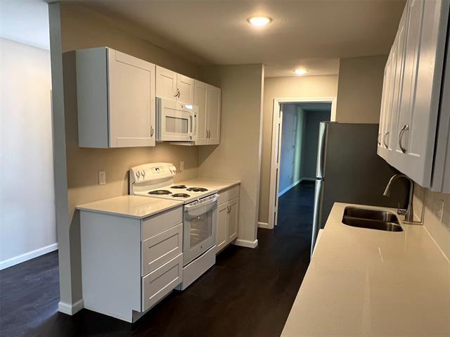 Building Photo - 1022 Vera Ct