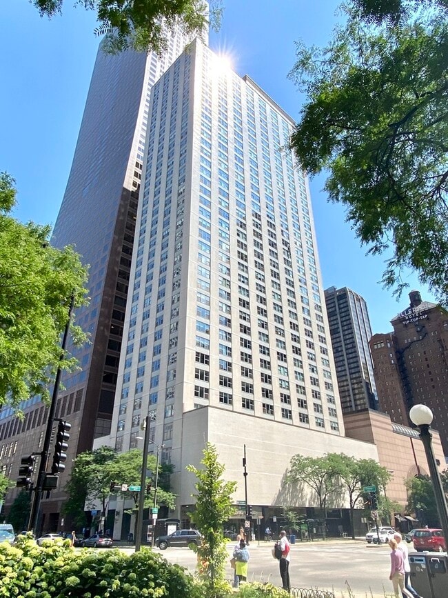 Building Photo - 777 N Michigan Ave
