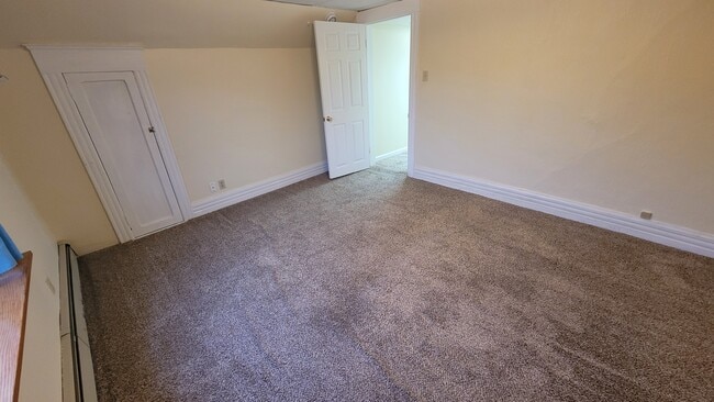 Building Photo - 103 Perrin Ave