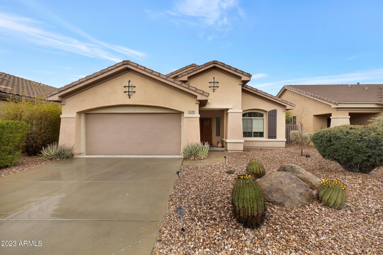 2249 W Firethorn Way, New River, AZ 85086 House for Rent in New River