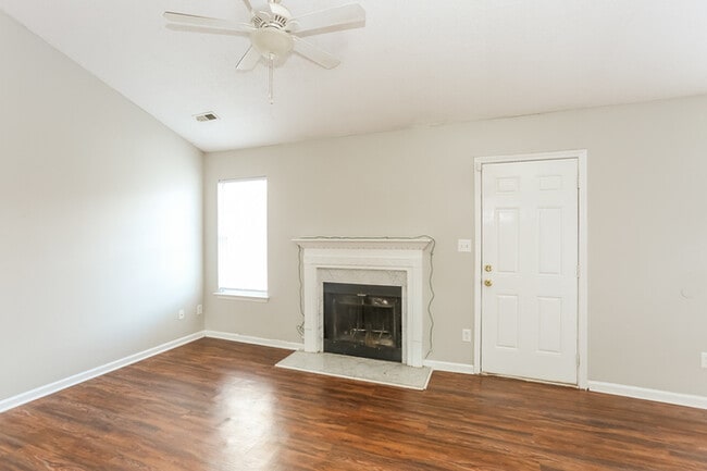 Foto del edificio - 3807 Gold Nugget Ct
