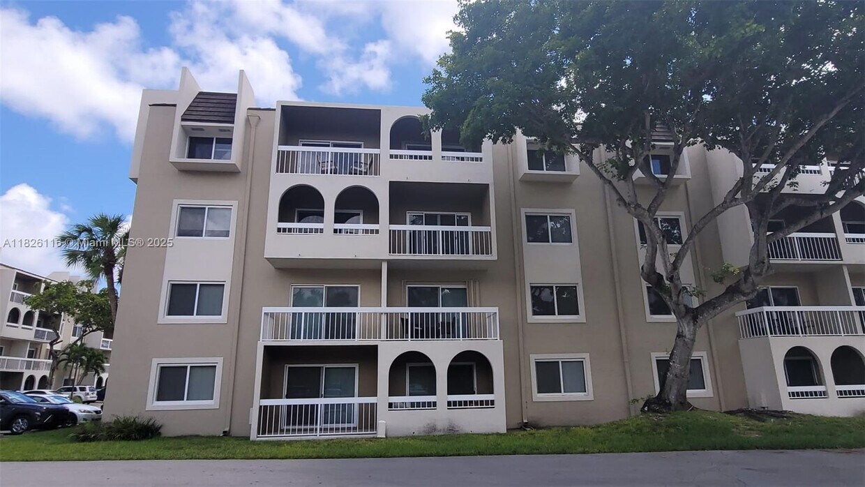 Foto principal - 7705 Camino Real