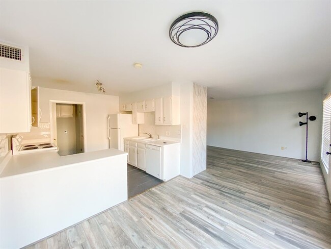 Building Photo - 1106 Park Meadow Dr
