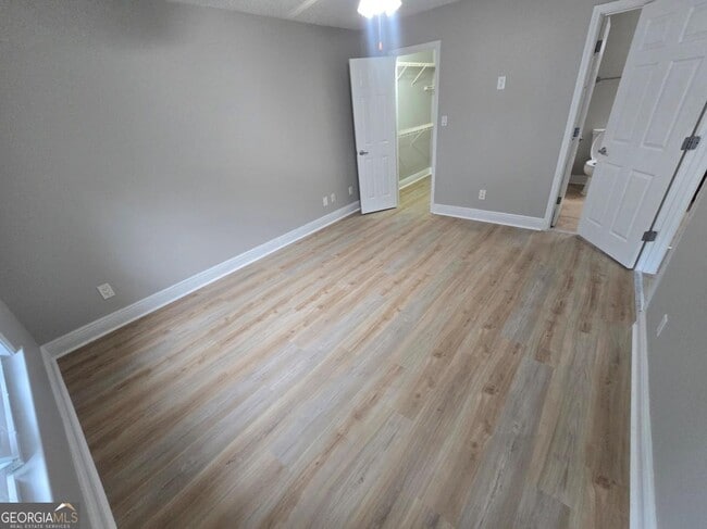 Foto del edificio - 2205 Santa Fe Pkwy