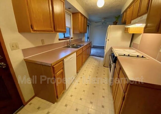Foto del edificio - 1107 Thomas Ave