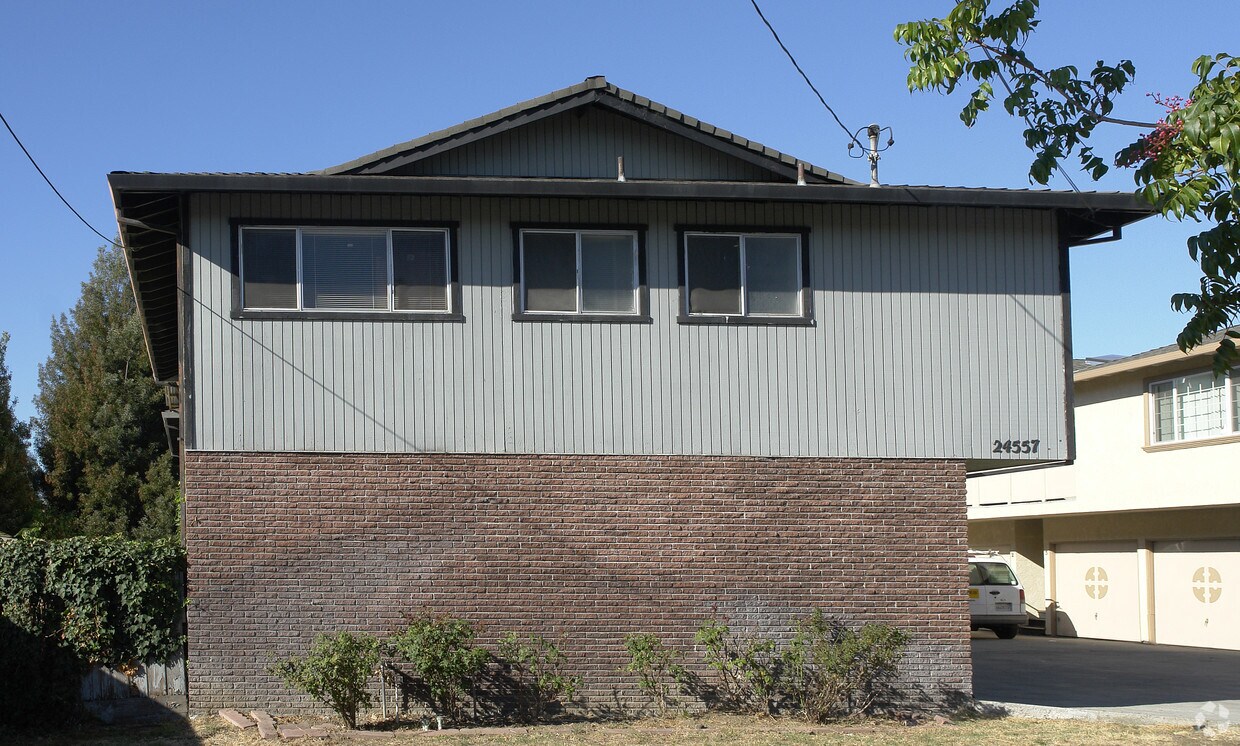 Building Photo - 24557 Whitman St