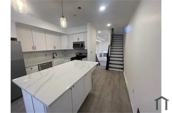 18A Layton Ave