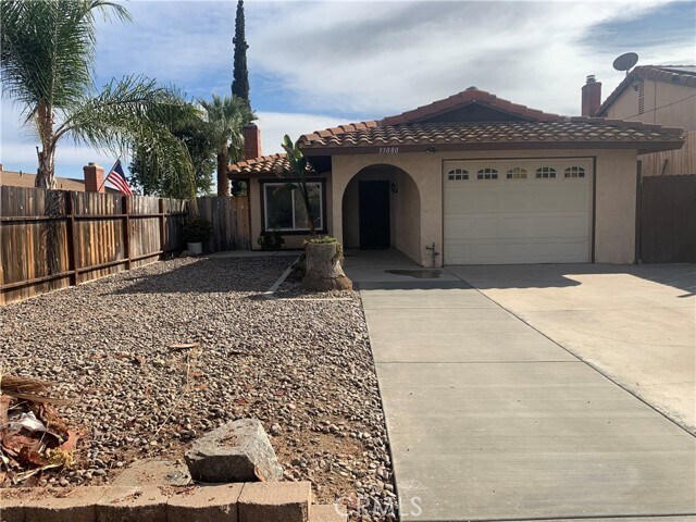 Foto principal - 33080 Evergreen St