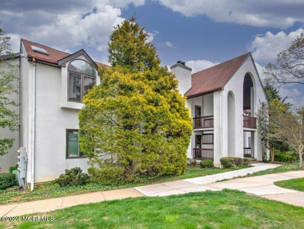 Primary Photo - 20 Tower Hill Dr
