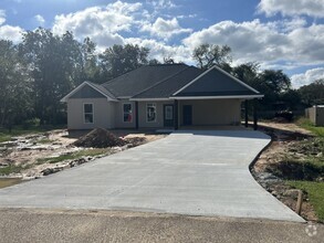 Building Photo - 332 Silverstone Cir