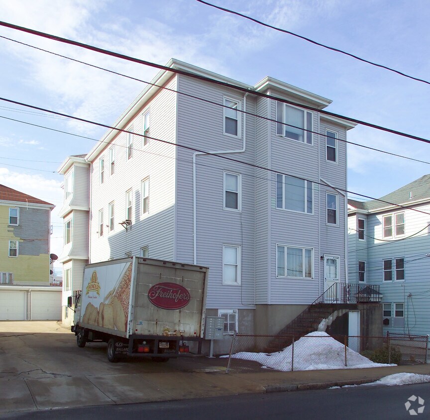 Primary Photo - 57-67 William St