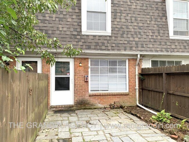 Foto del edificio - 2008 Sherwood Ave SW