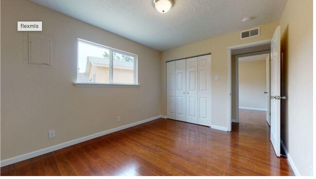 Building Photo - 12437 Grand Ct NE