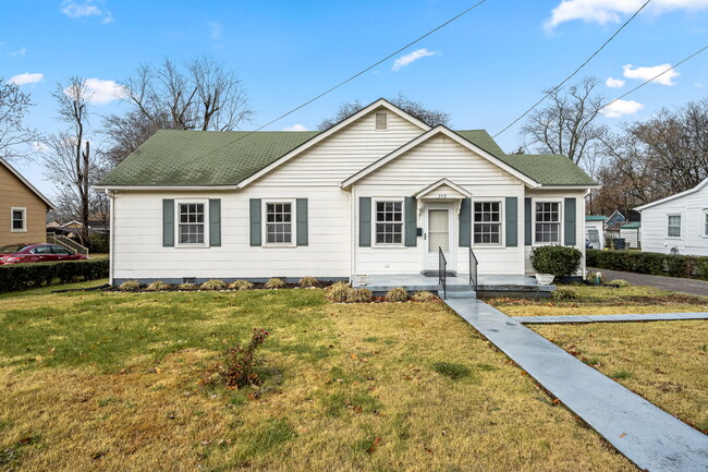 Building Photo - 308 1st Ave