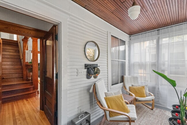 Foto del edificio - 3135 Humboldt Ave S
