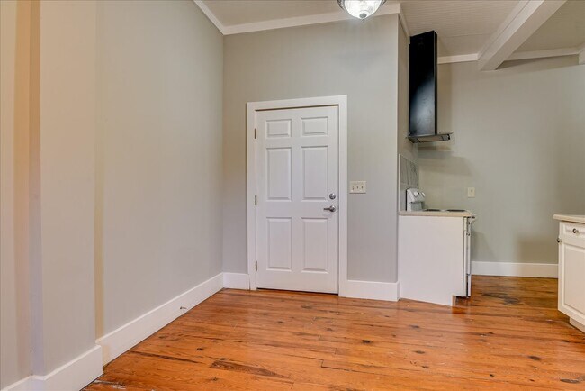 Foto del edificio - 828 Broad St