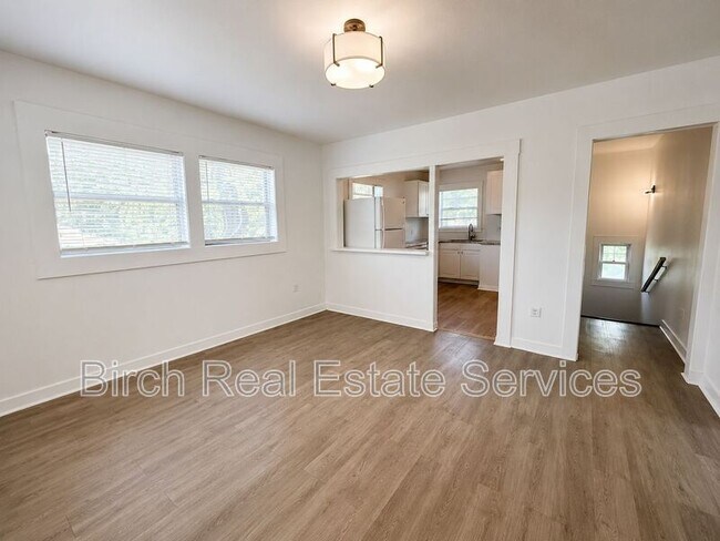 Foto del edificio - 1725 Preston St S