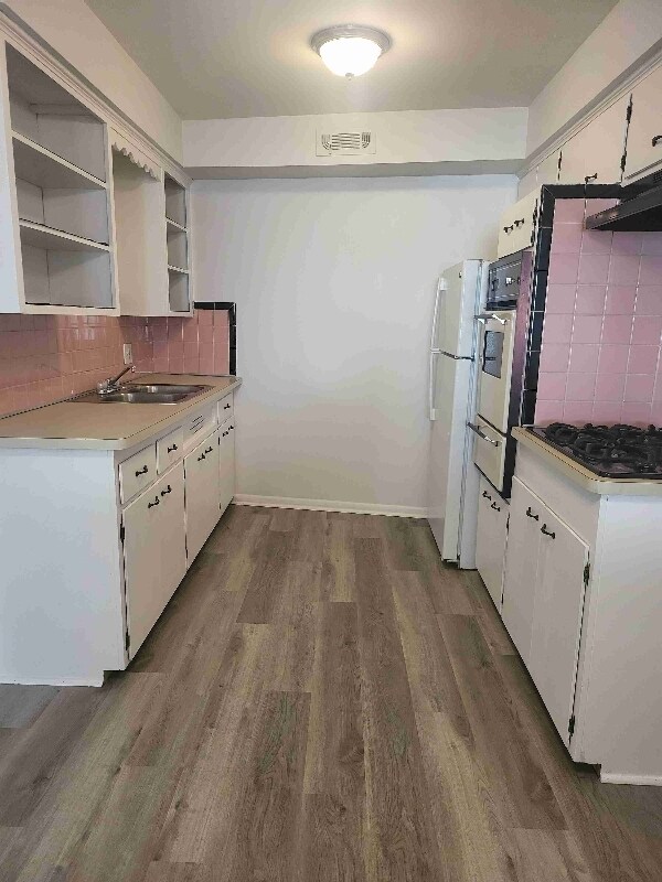 Foto del edificio - 6511 Pearl Rd