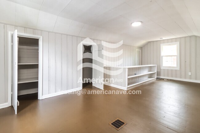 Foto del edificio - 17878 Runyon St