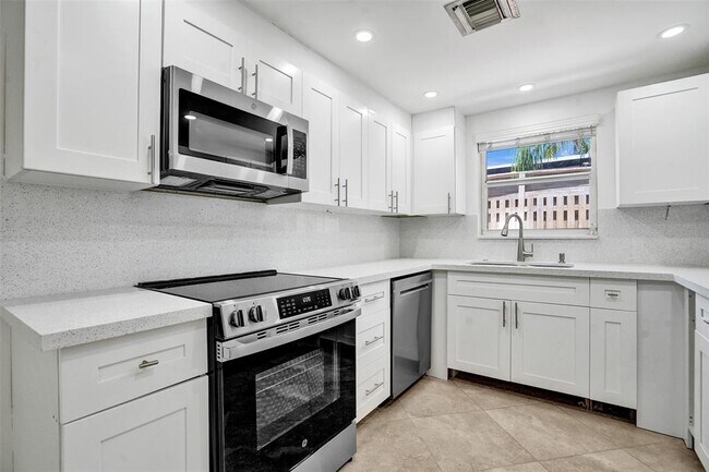 Foto del edificio - 2802 NE 15th Ave