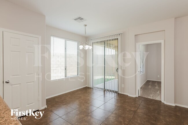 Building Photo - 5230 W Cochise Dr