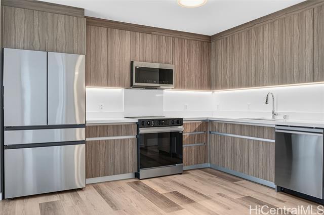 Building Photo - 1500 Rycroft St