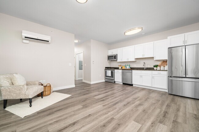 Foto del edificio - 401 Albany Turnpike