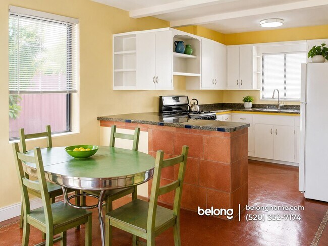 Foto del edificio - 2128 E 9th St