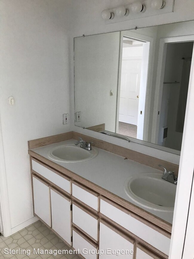 Foto del edificio - 2 br, 2 bath House - 3616 Westleigh St