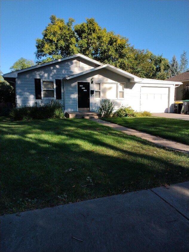 700 Vivian St, Longmont, CO 80501 House Rental in Longmont, CO