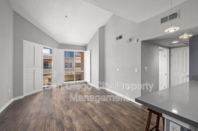 Foto del edificio - 1501 Front St