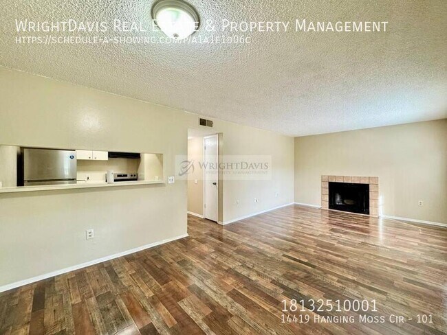 Foto del edificio - 14419 Hanging Moss Cir