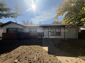 Building Photo - 2121 73rd St