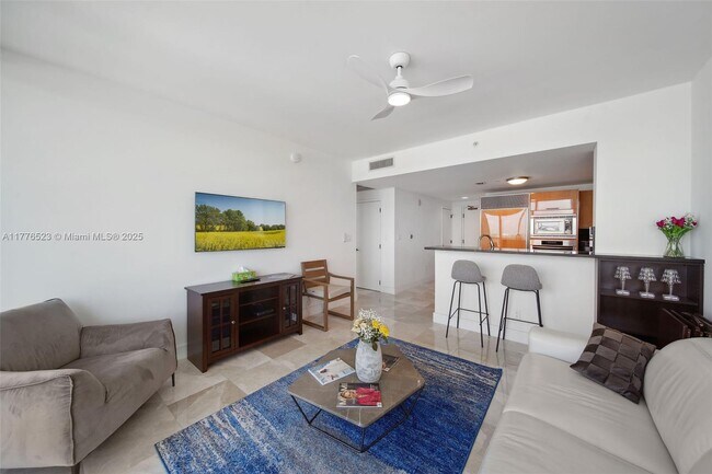 Foto del edificio - 6799 Collins Ave