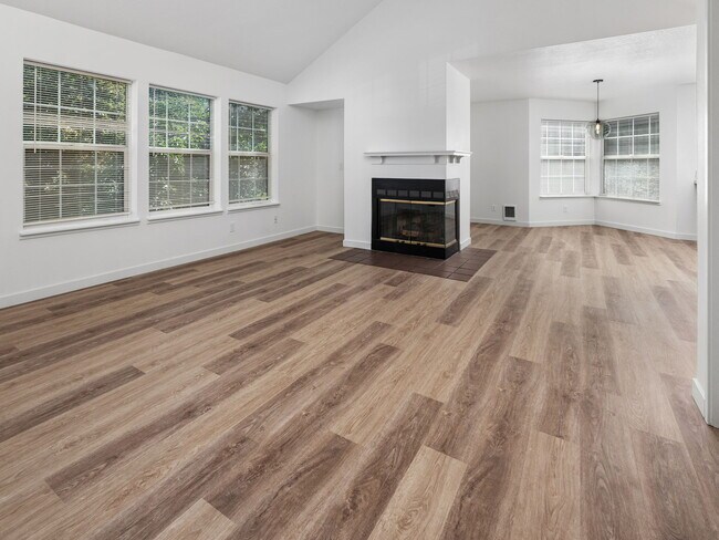 Foto del edificio - 8500 SW Curry Dr