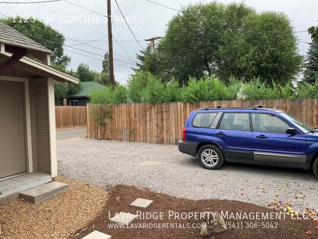 Foto del edificio - 1123 SW Glacier Ave