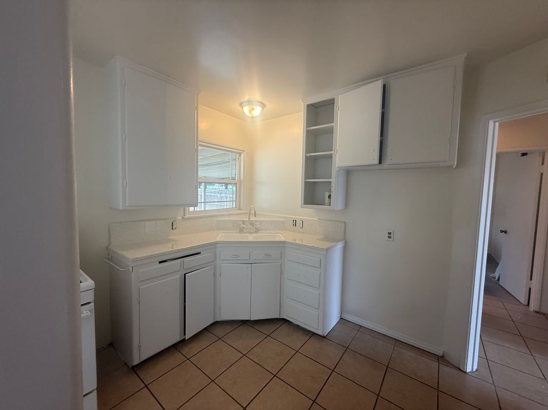 Foto del edificio - 7507 Lillian Ln
