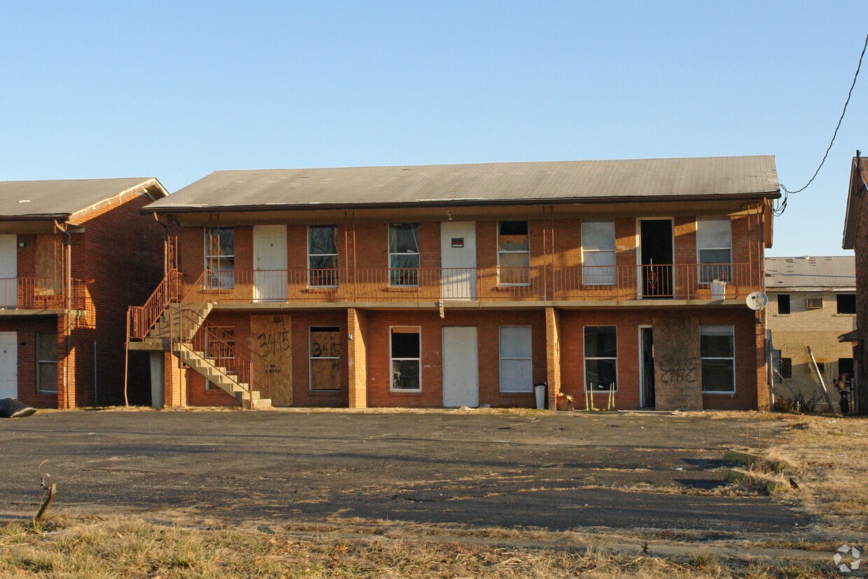 Foto del edificio - 3415 Shagbark Rd