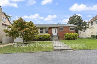 Building Photo - 2311 N Dinwiddie St